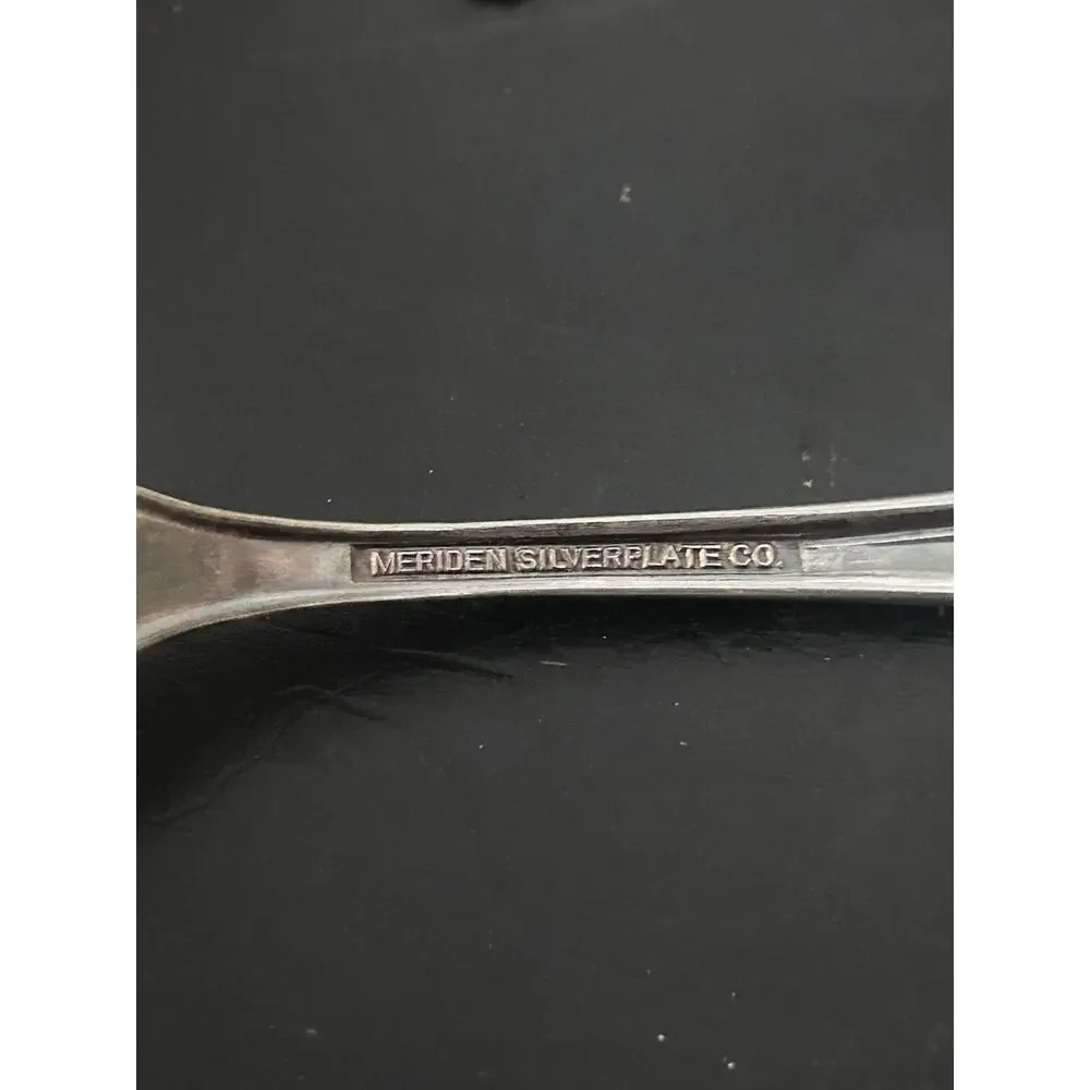 N/A vintage meriden